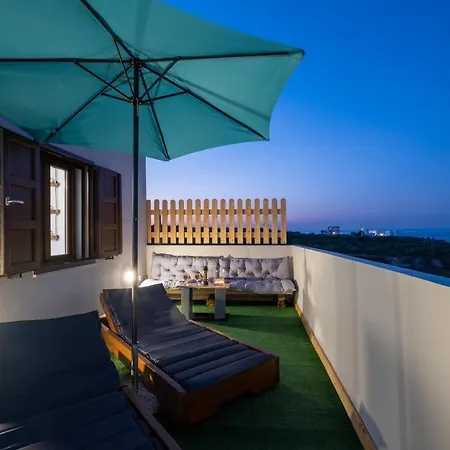 Paradise Casa Fira (Santorini)